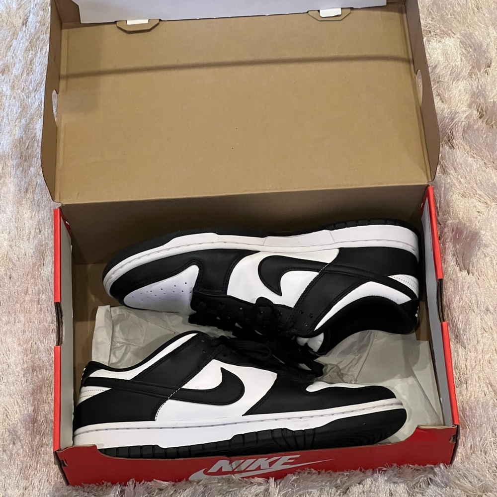 Nike Dunk Low Retro White Black Panda